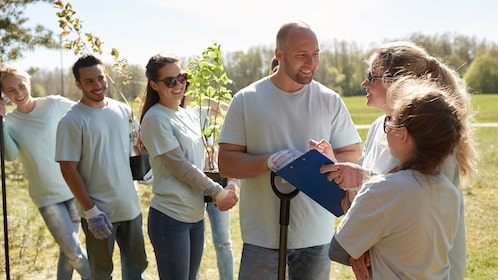 Young Volunteers